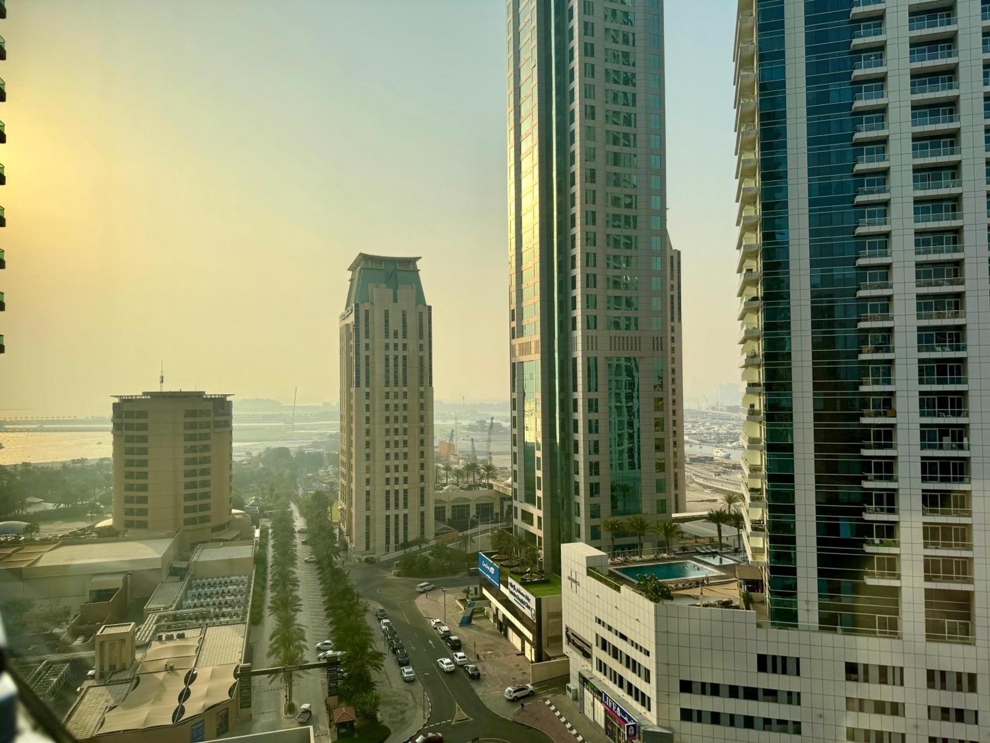 Apartment Beautiful And Modern 1br In Marina With Sea View *